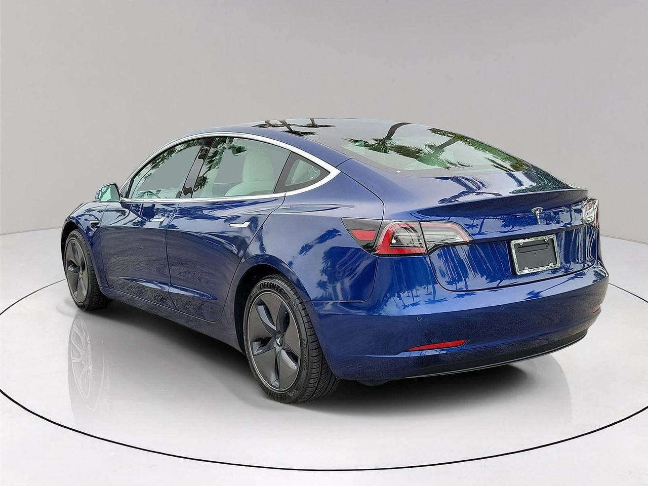 Used 2020 Tesla Model 3 image 4