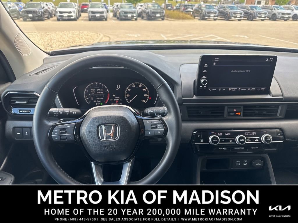 Used 2025 Honda Pilot EX-L image 16