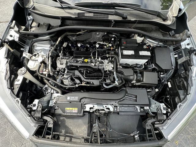 Used 2023 Toyota Corolla Cross XLE FWD image 30