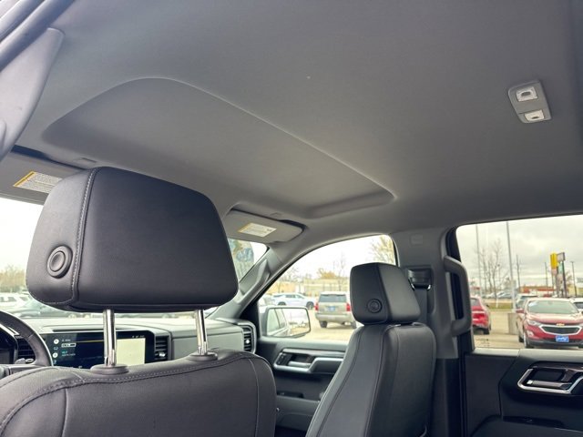 Used 2022 Chevrolet Silverado 1500 LTZ image 31