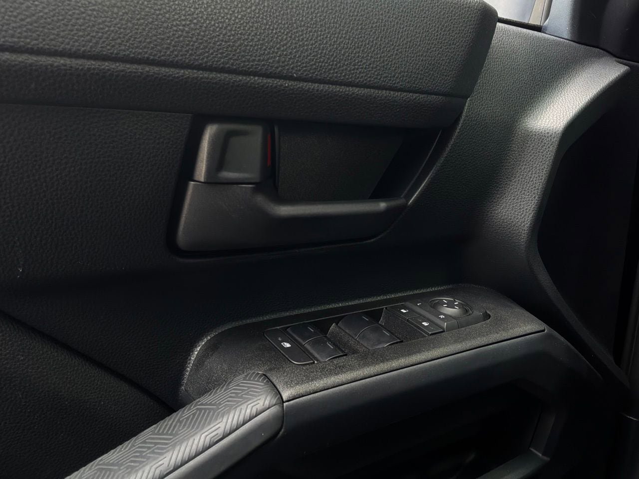 Used 2025 Toyota 4Runner SR5 RWD image 20
