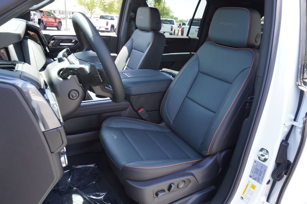 New 2026 GMC Yukon XL AT4 w/ Premium Trailering Package AWD/4WD image 14