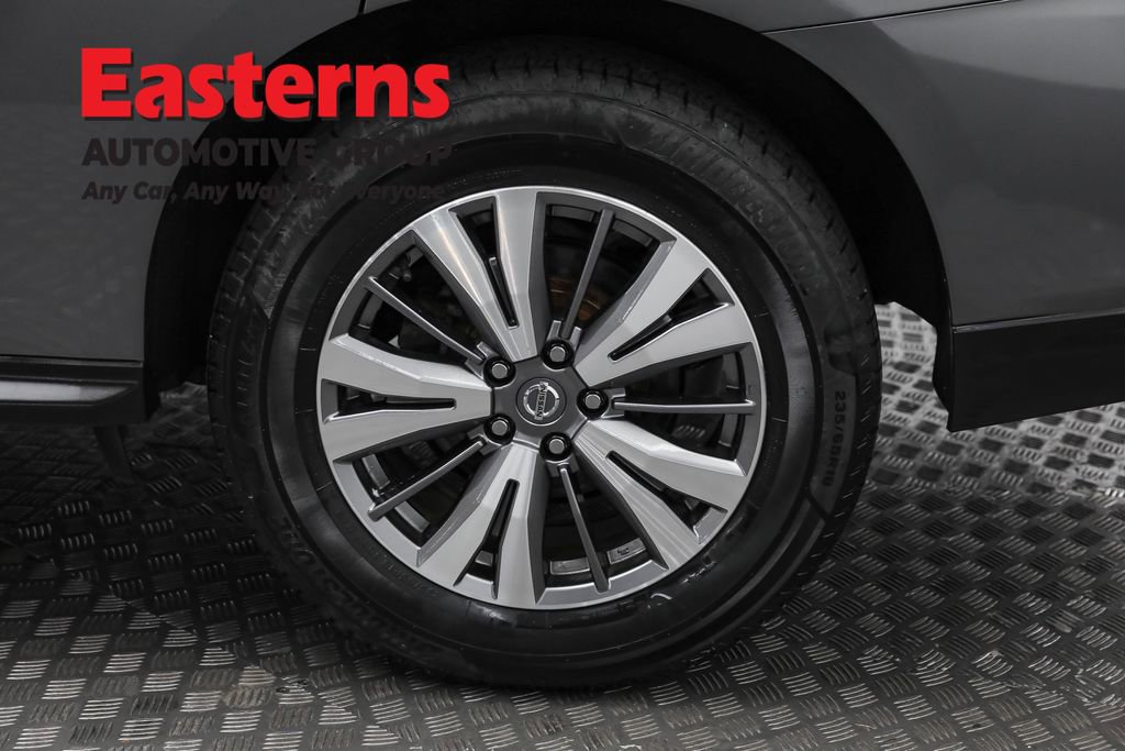 Used 2020 Nissan Pathfinder S image 36