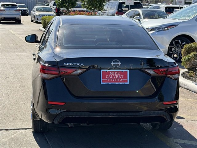Used 2025 Nissan Sentra S image 6