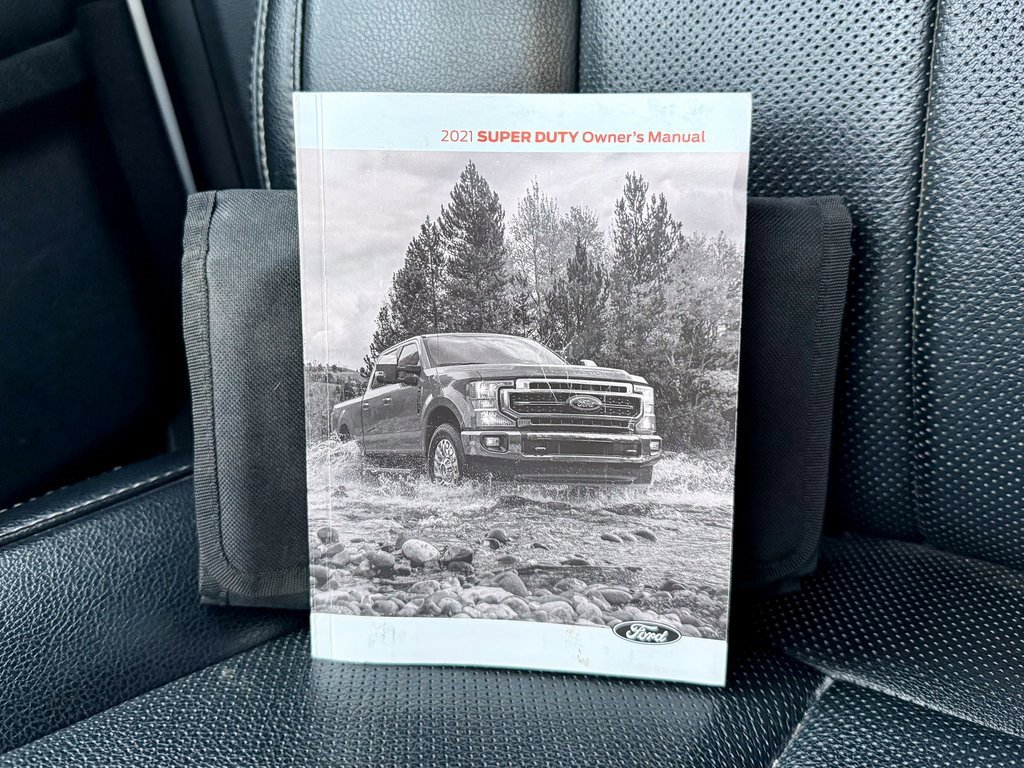 Used 2021 Ford F350 Lariat w/ Chrome Package image 27