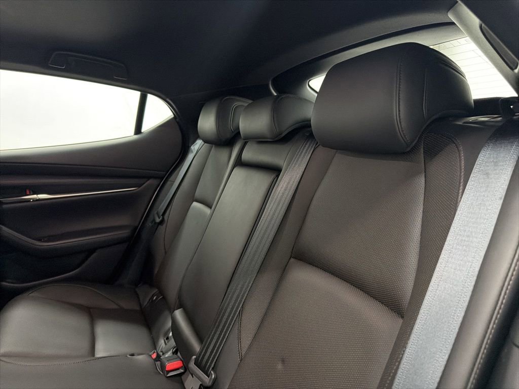 Used 2024 MAZDA MAZDA3 Hatchback w/Premium Plus Pkg image 21