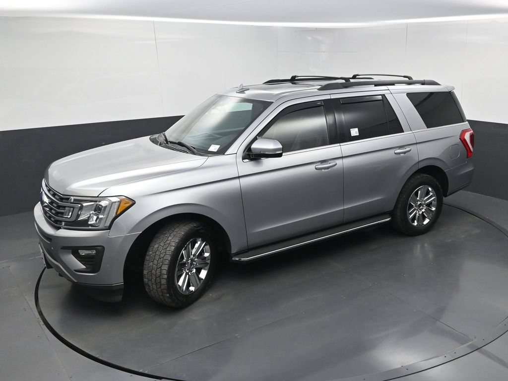 Used 2020 Ford Expedition XLT w/ Equipment Group 202A AWD/4WD image 33