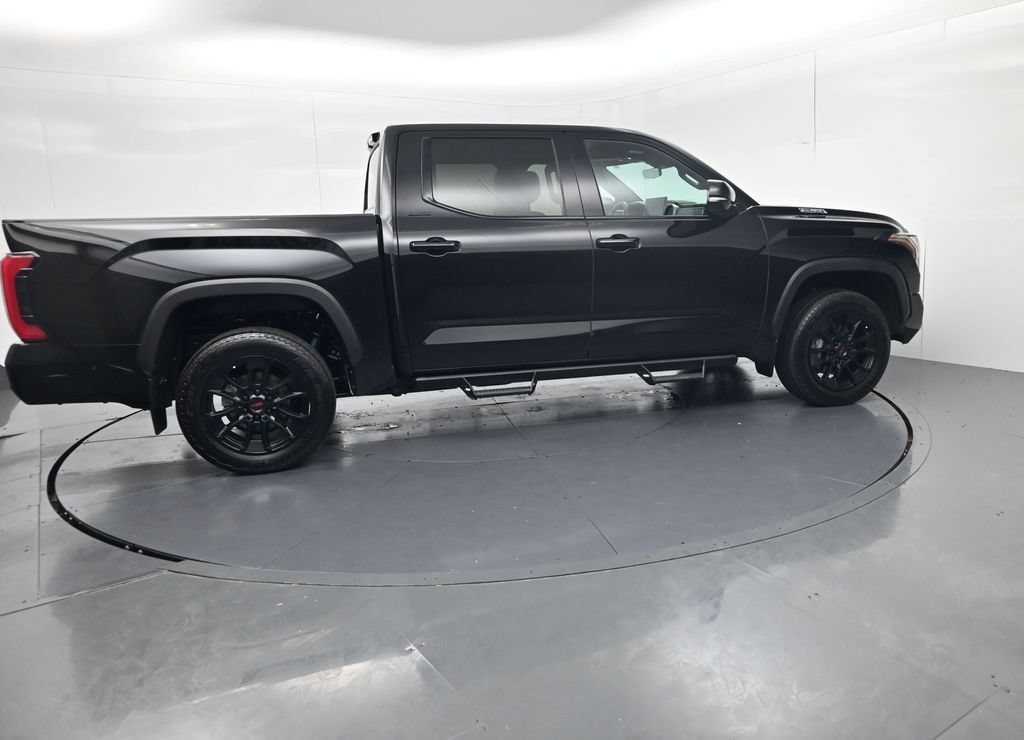 Used 2025 Toyota Tundra Limited w/ TRD Off-Road Package AWD/4WD image 8