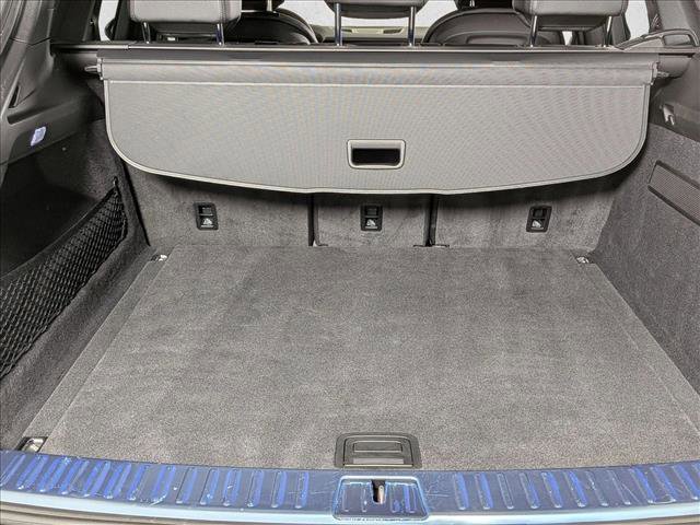 Certified 2025 Porsche Cayenne AWD/4WD image 22