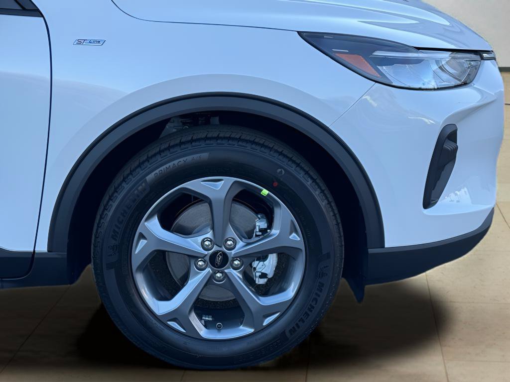 New 2026 Ford Escape ST-Line w/ Tech Pack #1 FWD image 37