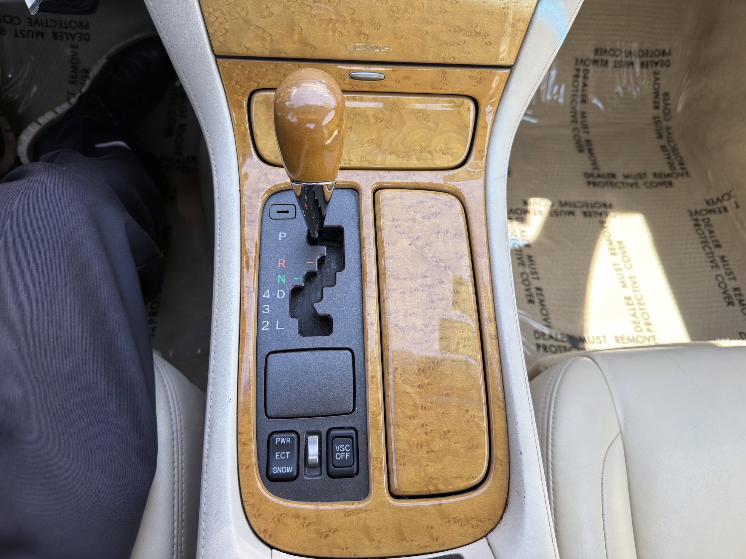 Used 2003 Lexus SC 430 Convertible RWD image 30