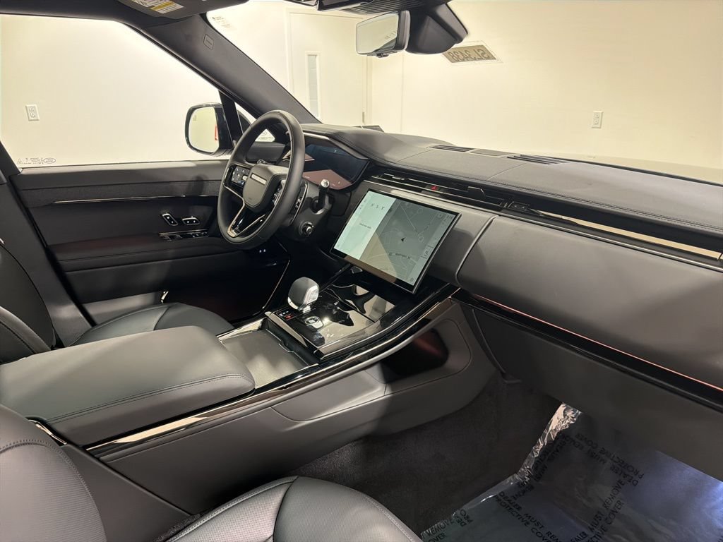 New 2026 Land Rover Range Rover Sport Dynamic SE AWD/4WD image 24