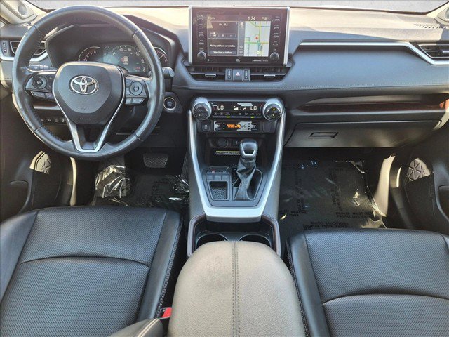 Used 2021 Toyota RAV4 Limited FWD image 17
