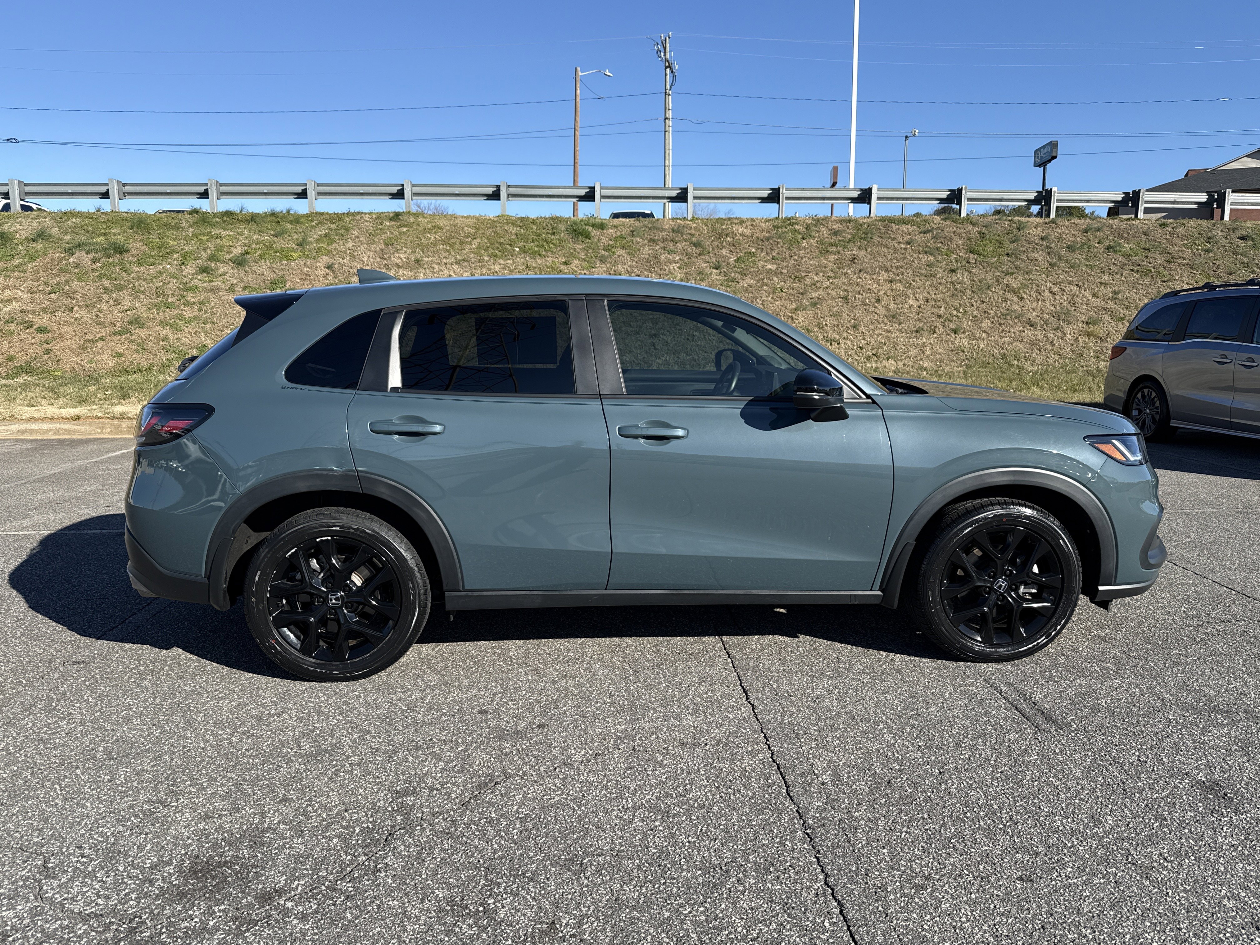 Certified 2024 Honda HR-V Sport image 11