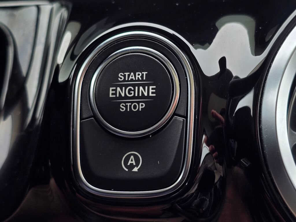 Used 2022 Mercedes-Benz GLA 250 4MATIC image 30