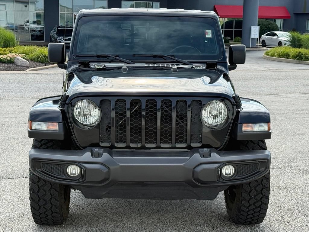 Used 2021 Jeep Gladiator Sport AWD/4WD image 2