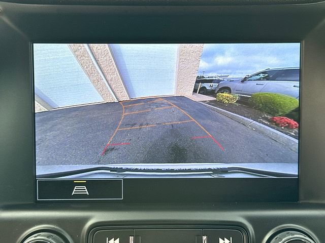 Used 2023 GMC Terrain AT4 image 32