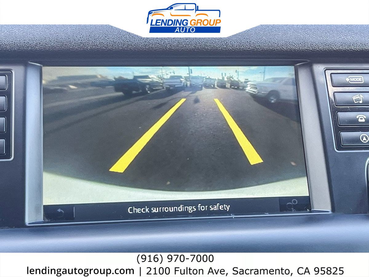 Used 2018 Land Rover Discovery Sport SE image 21