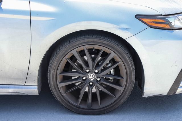 Used 2024 Toyota Camry XSE FWD image 10