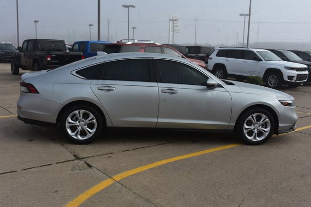 Used 2024 Honda Accord LX image 4