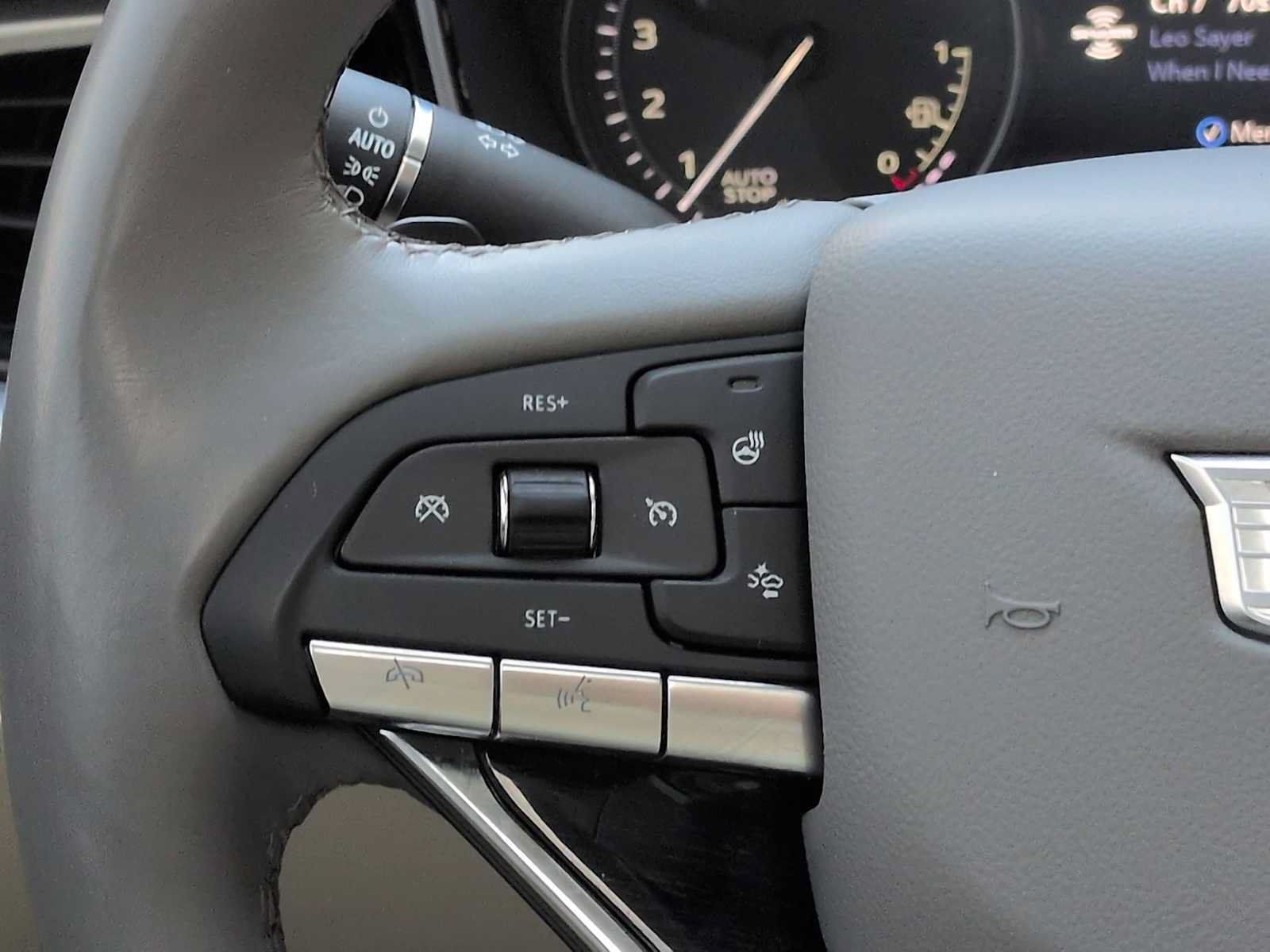 Used 2024 Cadillac XT6 Premium Luxury w/ Technology Package AWD/4WD image 26