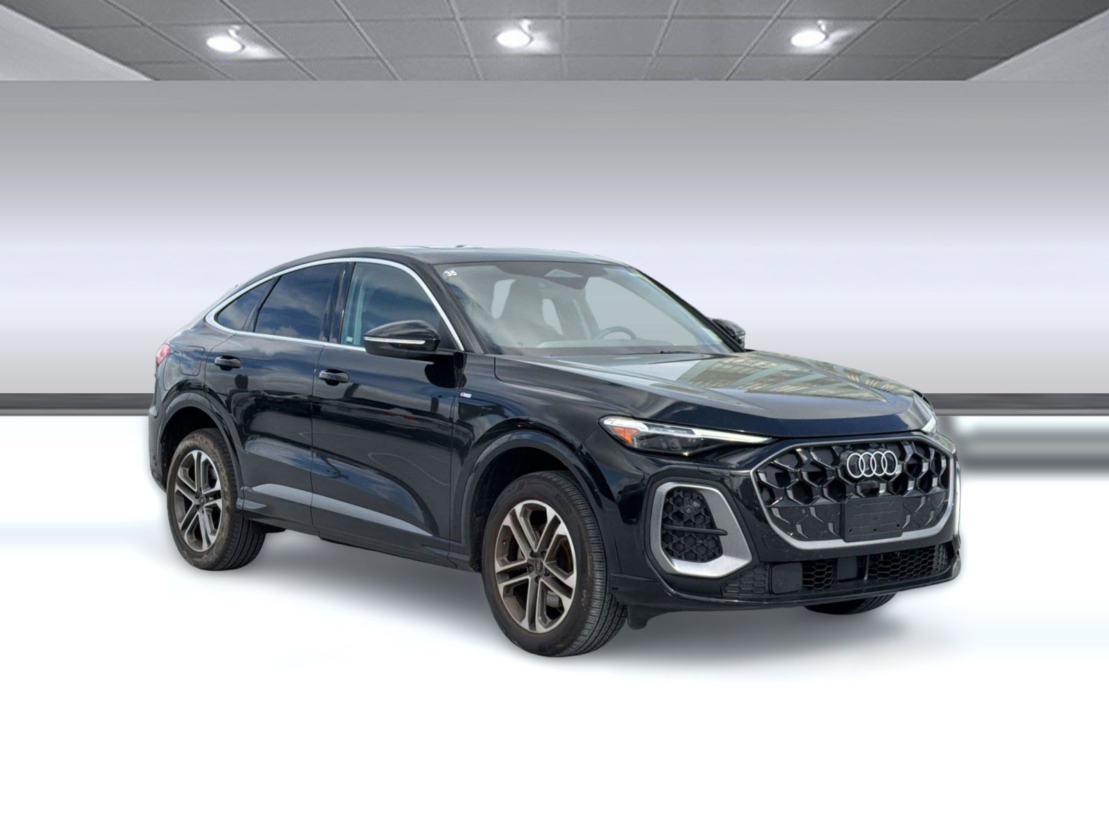 Certified 2025 Audi Q5 Premium Plus w/ Premium Plus AWD/4WD image 7
