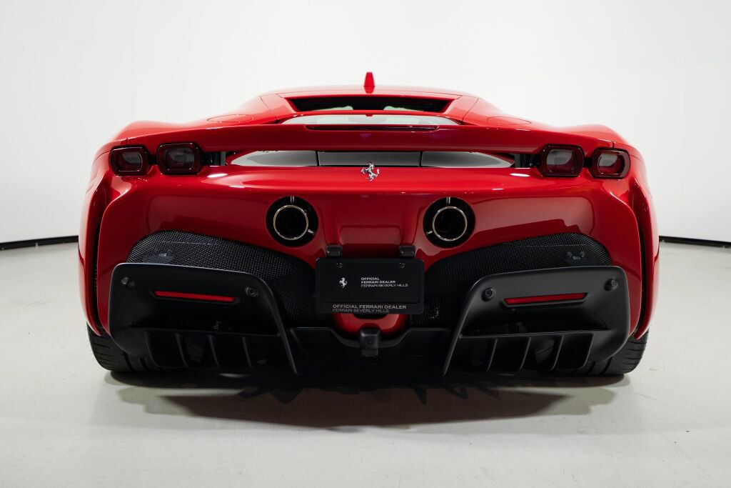Used 2023 Ferrari SF90 Stradale image 9