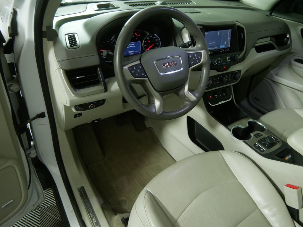 Used 2020 GMC Terrain Denali w/ Denali Premium Package image 12