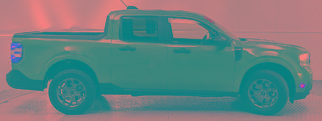 Certified 2025 Ford Maverick XLT w/ Equipment Group 302A AWD/4WD image 2