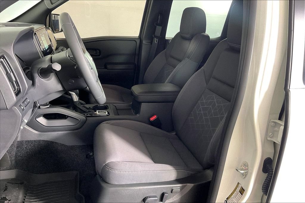 Used 2026 Nissan Frontier SV w/ SV Convenience Package AWD/4WD image 30