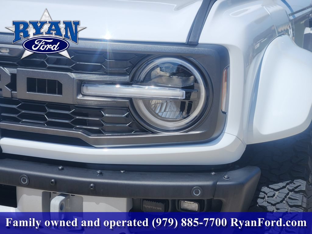 Certified 2025 Ford Bronco Raptor w/ Interior Carbon Fiber Pack AWD/4WD image 6