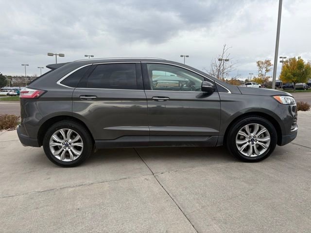 Used 2019 Ford Edge Titanium image 13
