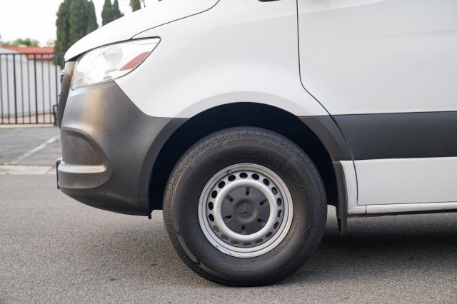 Used 2019 Mercedes-Benz Sprinter 2500 w/ Driver Convenience Package image 15