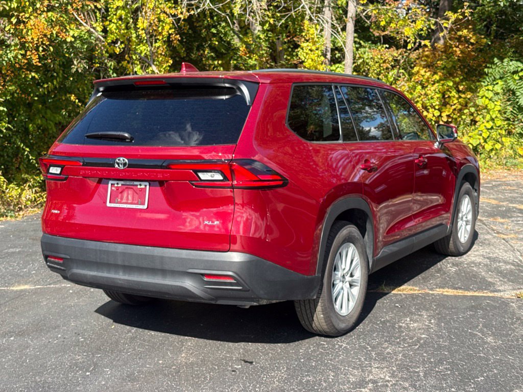 Used 2026 Toyota Grand Highlander AWD image 7