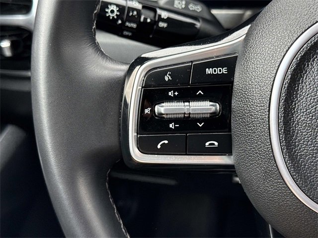 Used 2023 Kia Sorento SX image 25