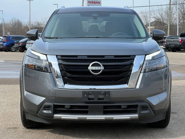 Used 2025 Nissan Pathfinder SL image 45