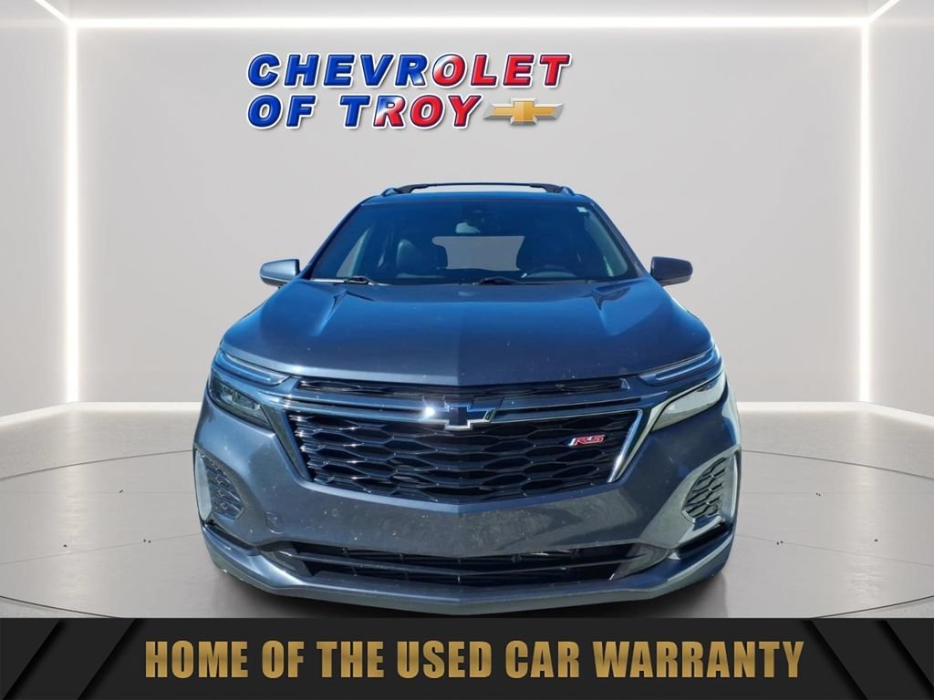 Used 2022 Chevrolet Equinox RS w/ LPO, Floor Liner Package FWD image 2