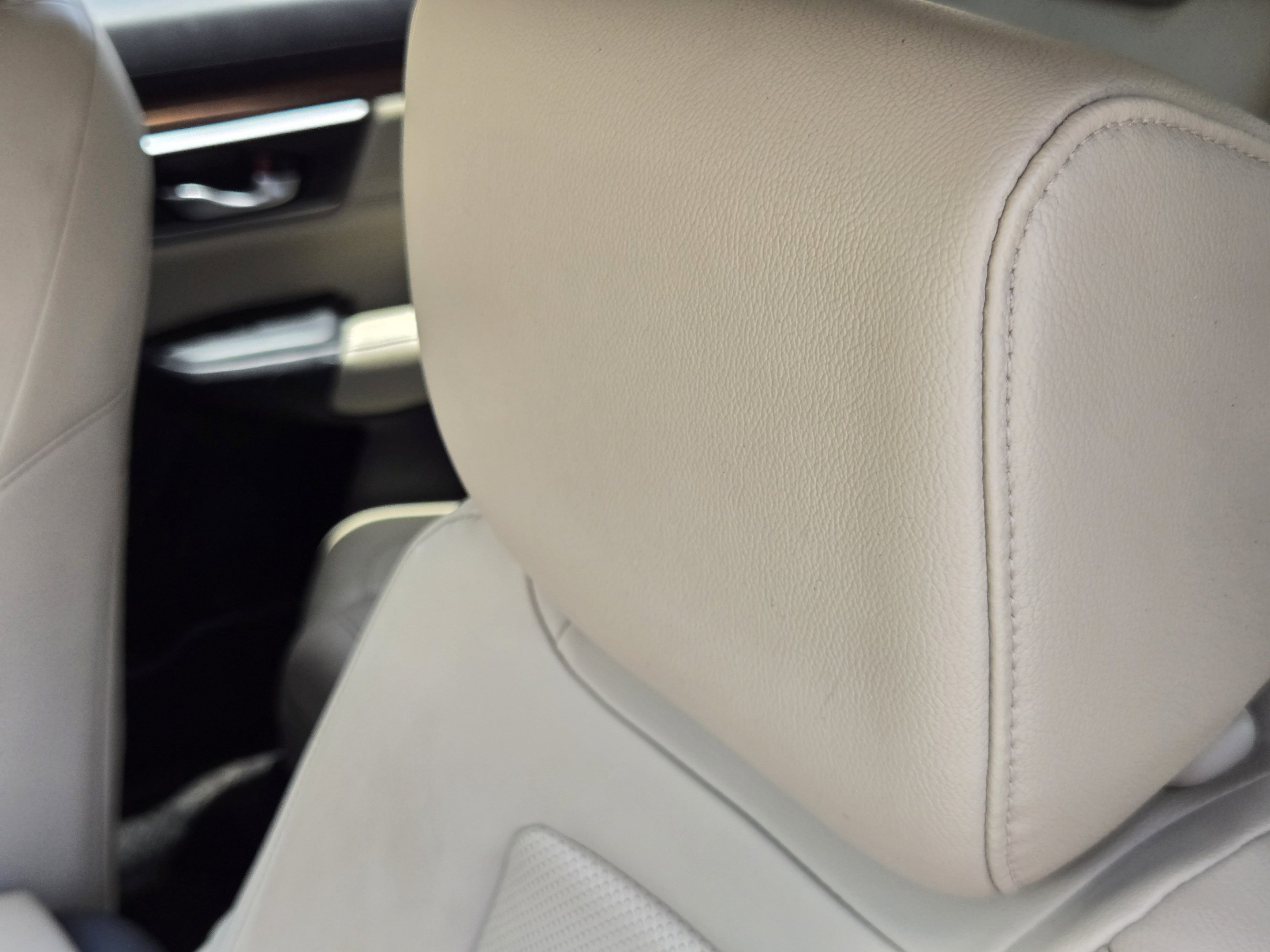 Used 2018 Honda CR-V EX-L image 11