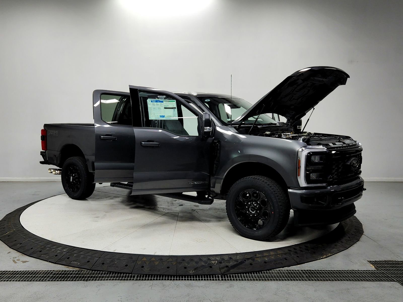 New 2026 Ford F250 XLT w/ XLT Premium Package image 9