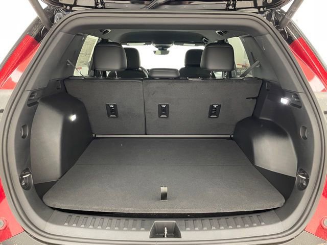 New 2026 Chevrolet Equinox LT w/ Convenience Package II AWD/4WD image 12
