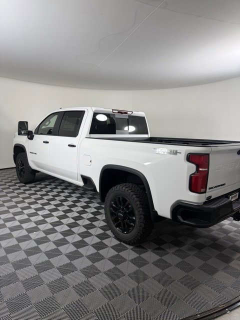 New 2026 Chevrolet Silverado 3500 LT image 5