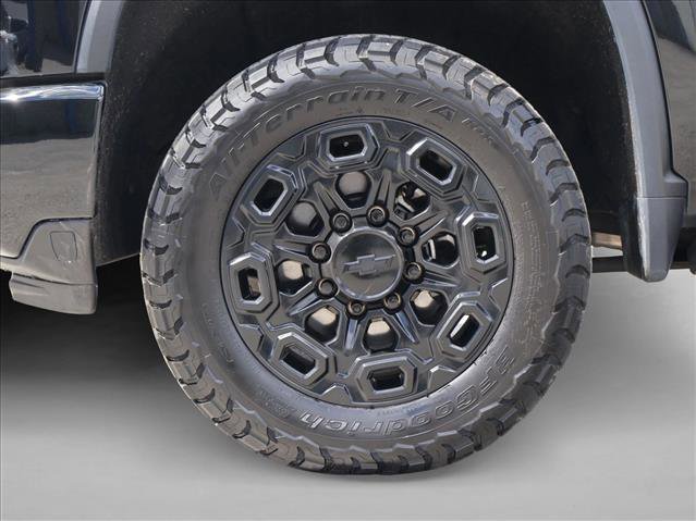 Used 2024 Chevrolet Silverado 2500 High Country w/ High Country Premium Package AWD/4WD image 30