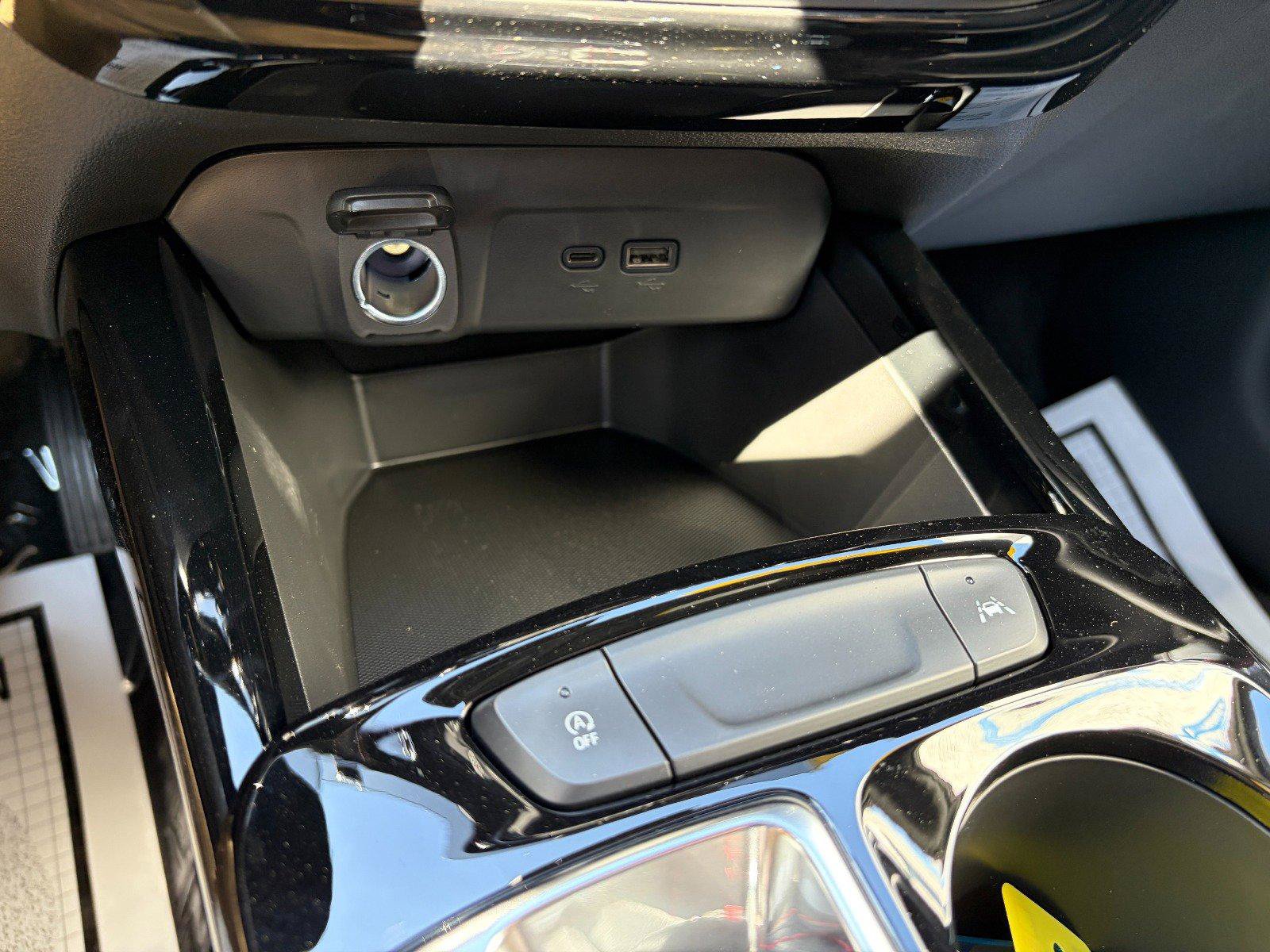 New 2026 Chevrolet Trax RS w/ Driver Confidence Package FWD image 15