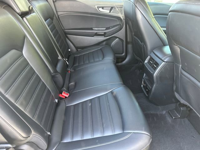 Used 2024 Ford Edge SEL w/ Convenience Package image 17