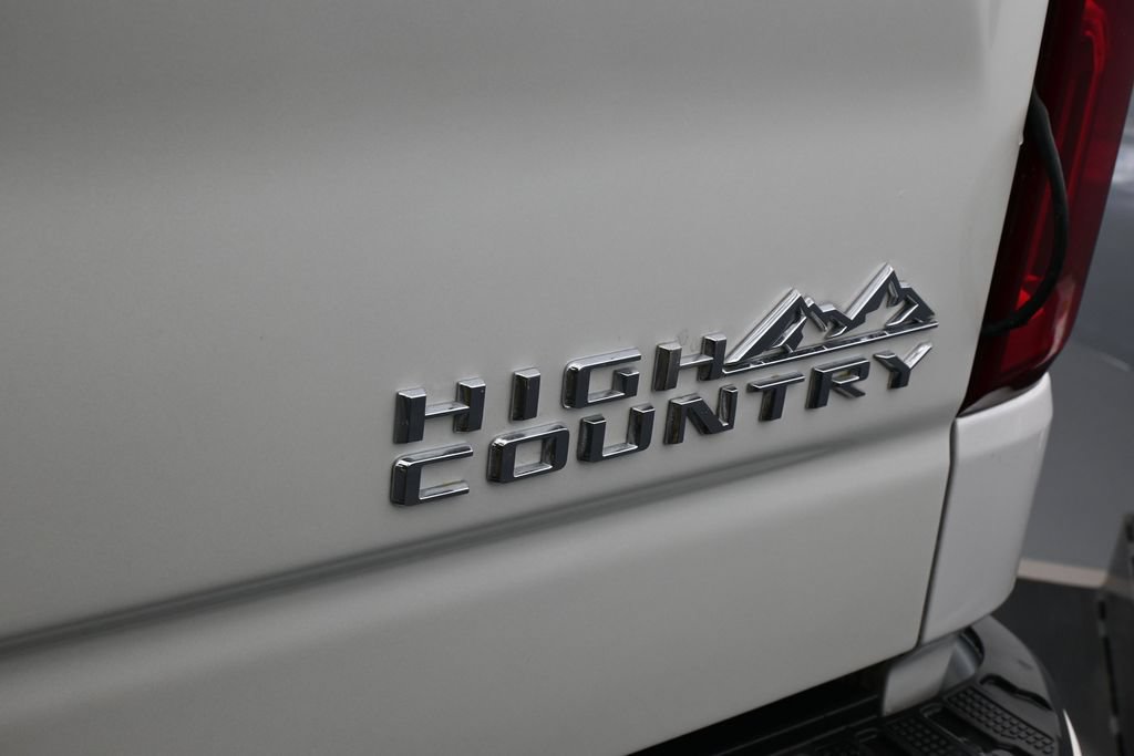 Used 2023 Chevrolet Silverado 1500 High Country w/ Technology Package RWD image 44
