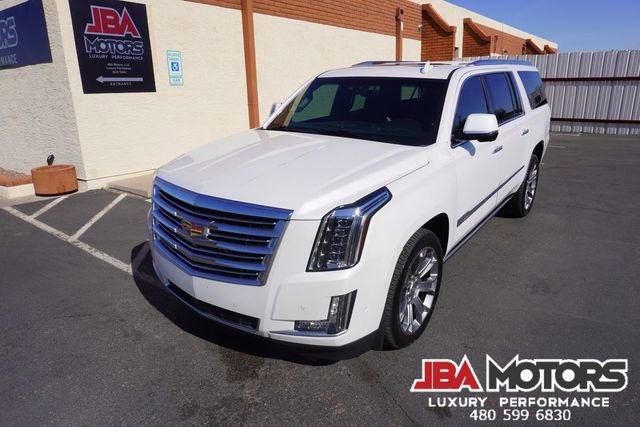 Used 2020 Cadillac Escalade ESV Platinum image 22