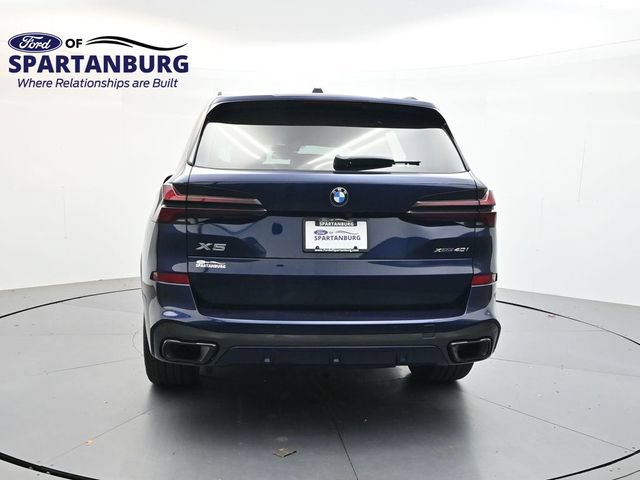 Used 2025 BMW X5 xDrive40i w/ M Sport Package AWD/4WD image 6