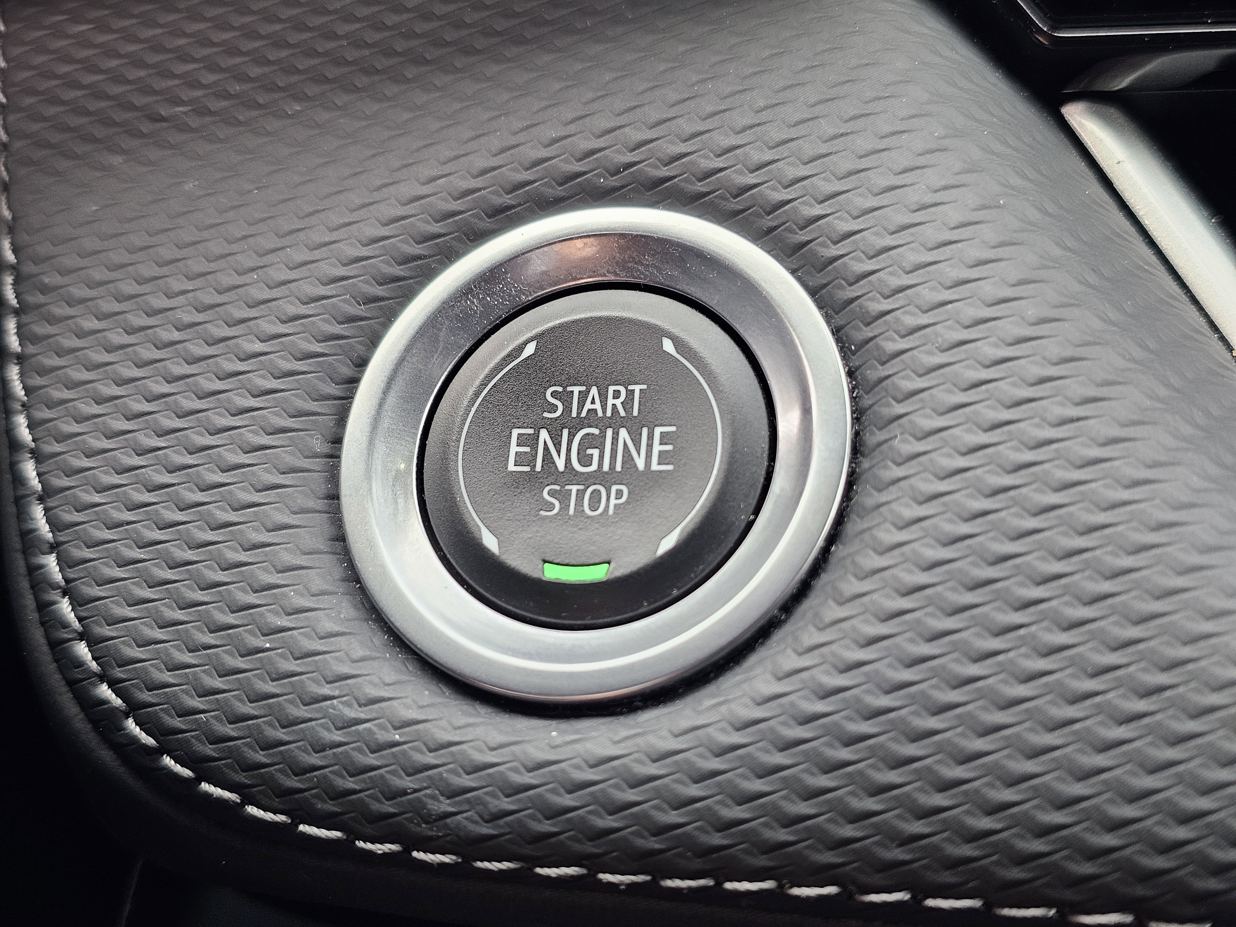 Used 2025 Chevrolet Equinox LT image 24