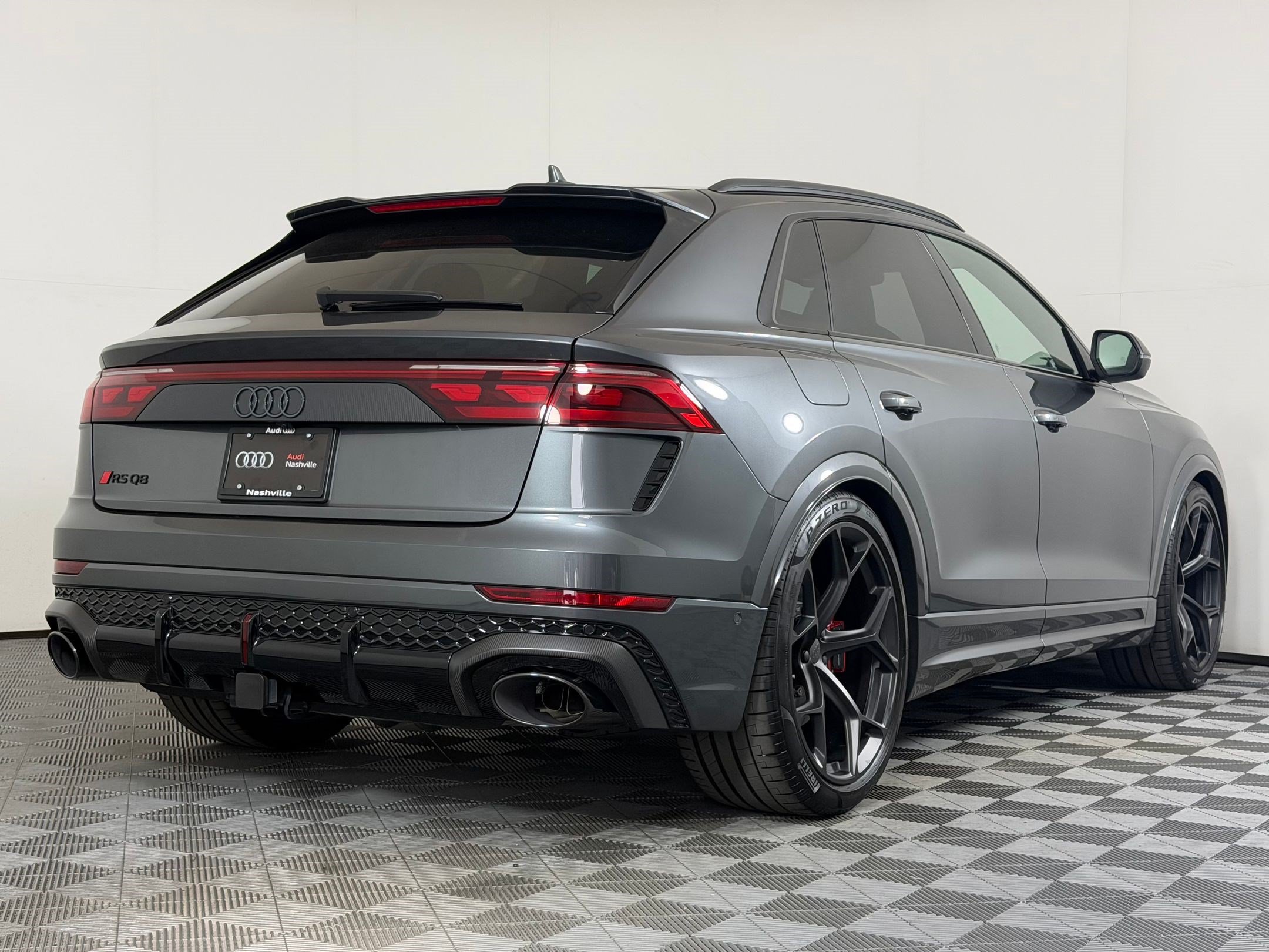 New 2027 Audi RS Q8 performance AWD/4WD image 9
