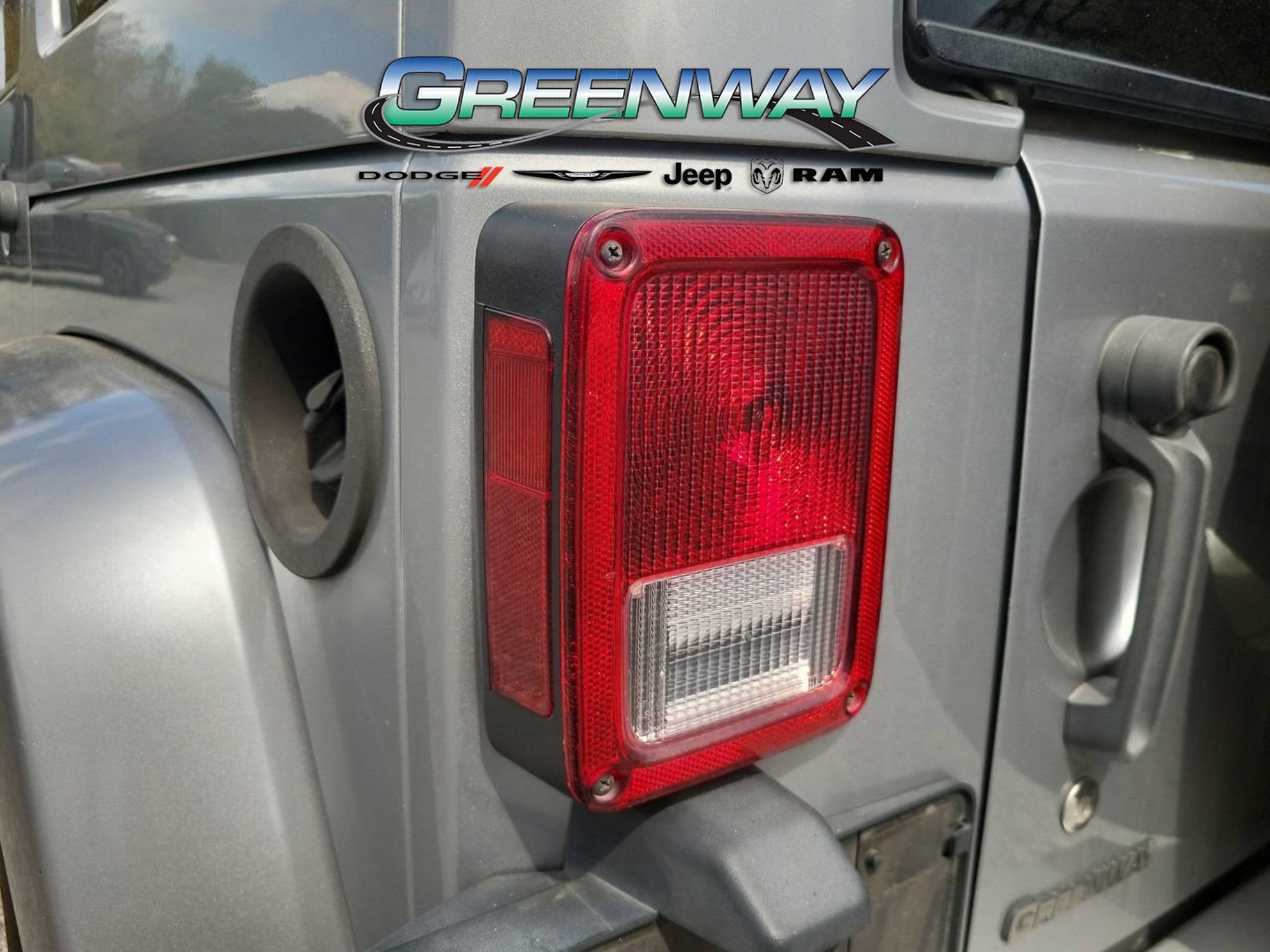 Used 2013 Jeep Wrangler Unlimited Sahara w/ Connectivity Group image 6